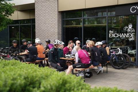 Moments away from Richmond Park and perfectly placed for ride outs to Windsor and The Surrey Hills.